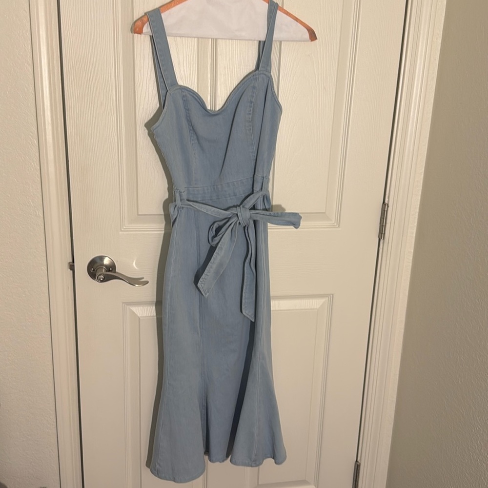 Denim midi dress with tie front